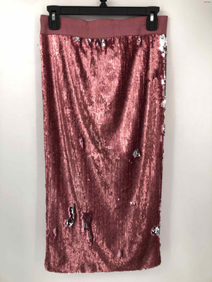 LE SUPERBE Pink Sequined Knee Length Size SMALL (S) Skirt