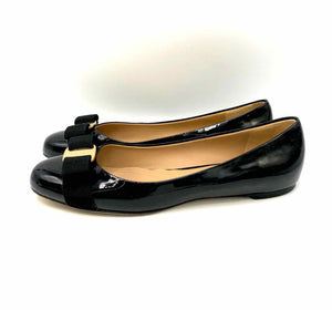 FERRAGAMO Black Gold Patent Leather Made in Italy Ballet Flat Shoes