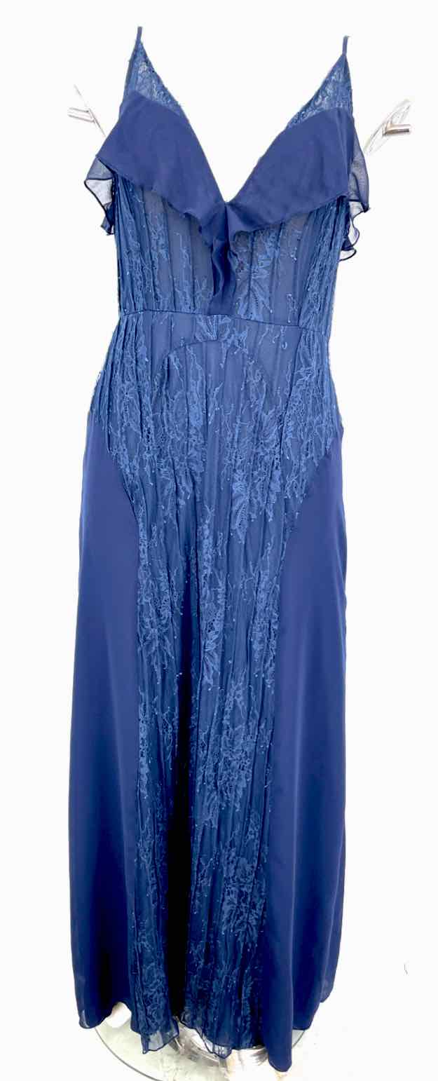 FOXIEDOX Navy Spaghetti strap Lace Size MEDIUM (M) Dress