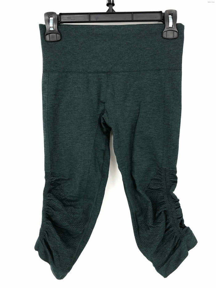 LULULEMON Green Capri Legging Size 4  (S) Activewear Bottoms