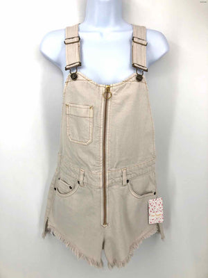 WE THE FREE by FREE PEOPLE Cream Denim Distressed Shorts Size 0  (XS) Jumpsuit