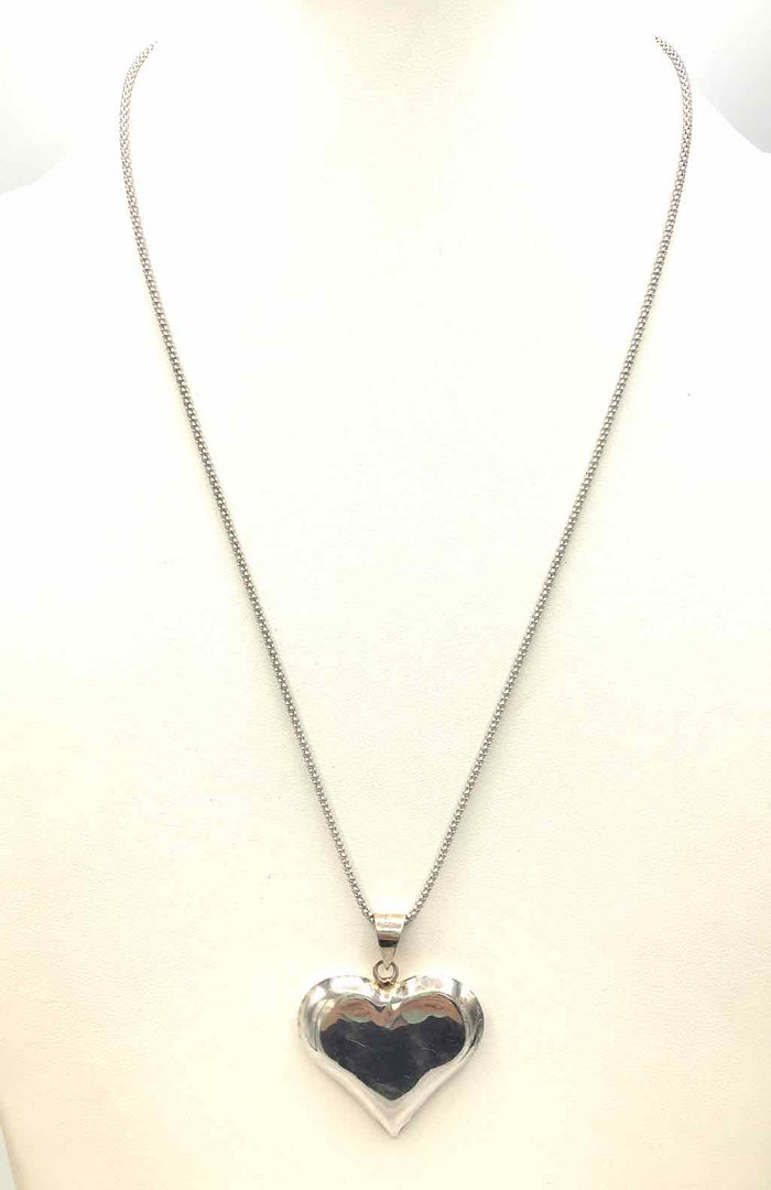 Sterling Silver Pre Loved Heart 24" ss Necklace