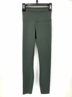 LULULEMON Green Legging Size 2  (XS) Activewear Bottoms
