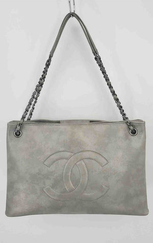 CHANEL Lt Gray Iridescent Calfskin Pre Loved Tote Purse