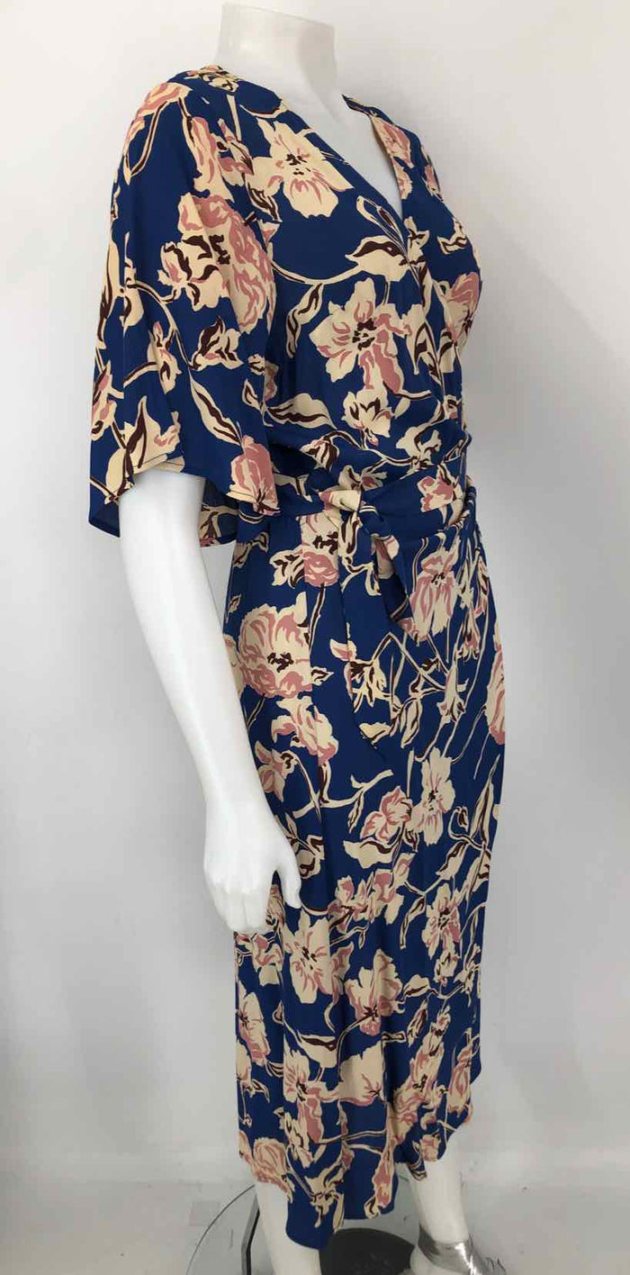 LAVENDER BROWN Blue Beige Floral Wrap Size MEDIUM (M) Dress