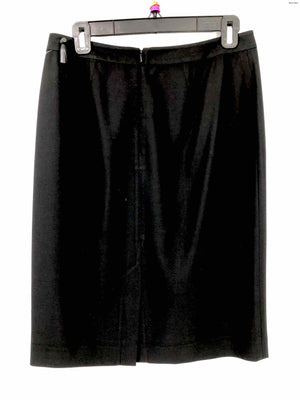 ST. JOHN Black Knee Length Size 8  (M) Skirt