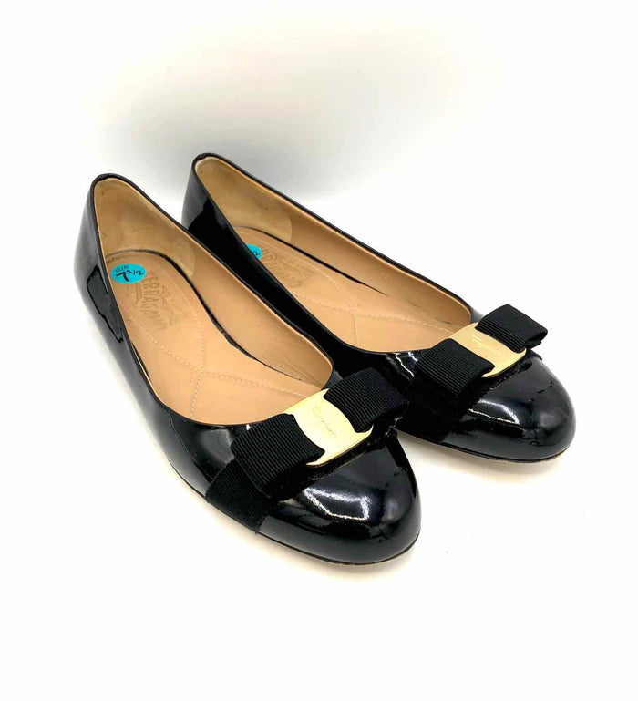 FERRAGAMO Black Gold Patent Leather Made in Italy Ballet Flat Shoes