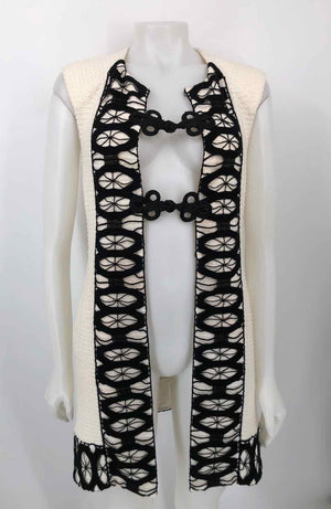 ST. JOHN White Black Crochet Trim Vest Size 4  (S) Dress