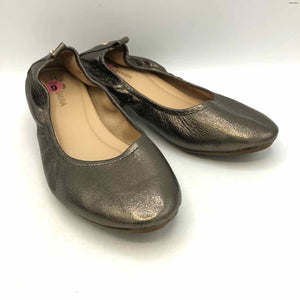 YOSI SAMRA Gold Leather 1.75" Chunky Heel Shoe Size 9 Shoes