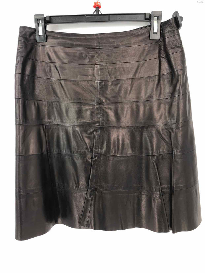 THE WRIGHTS Black Leather Short Size 8  (M) Skirt