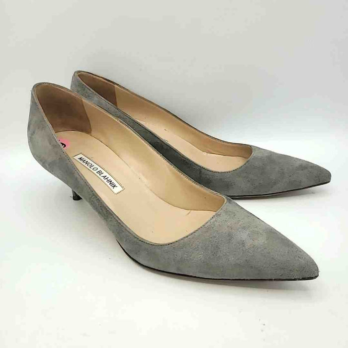 MANOLO BLAHNIK Gray Suede Made in Italy Pointed Toe 2" Heel Shoes