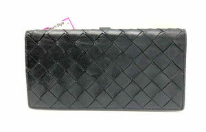 BOTTEGA VENETA Black Leather Pre Loved Intrecciato Tri fold Wallet