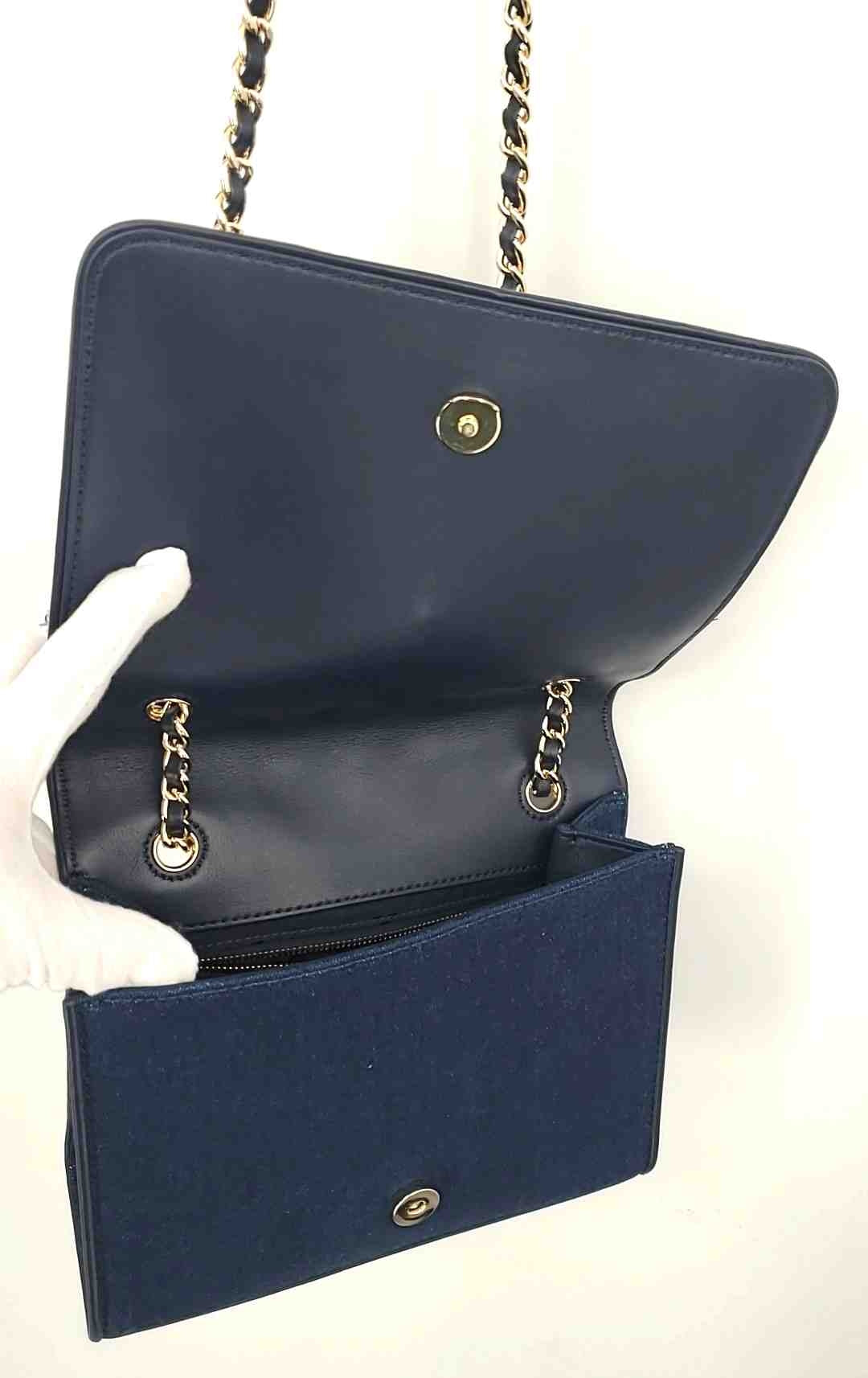 TORY BURCH Navy Goldtone Denim Chain Has Tag Fringe Crossbody