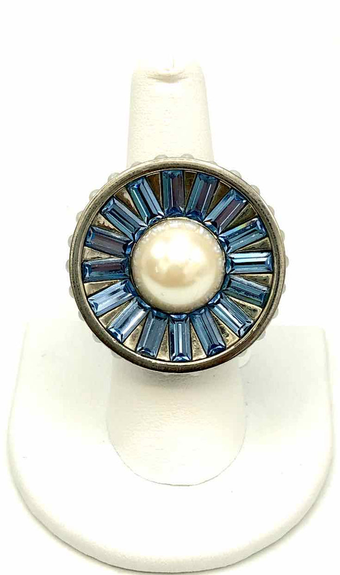 ST. JOHN Blue Silvertone Crystal from Swarovski "Pearl" Round Ring Sz 8