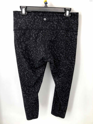 LULULEMON Gray Black Print Legging Size 12  (L) Activewear Bottoms