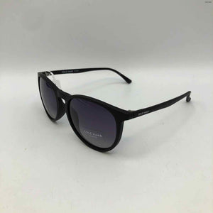 COLE HAAN Black Sunglasses w/case