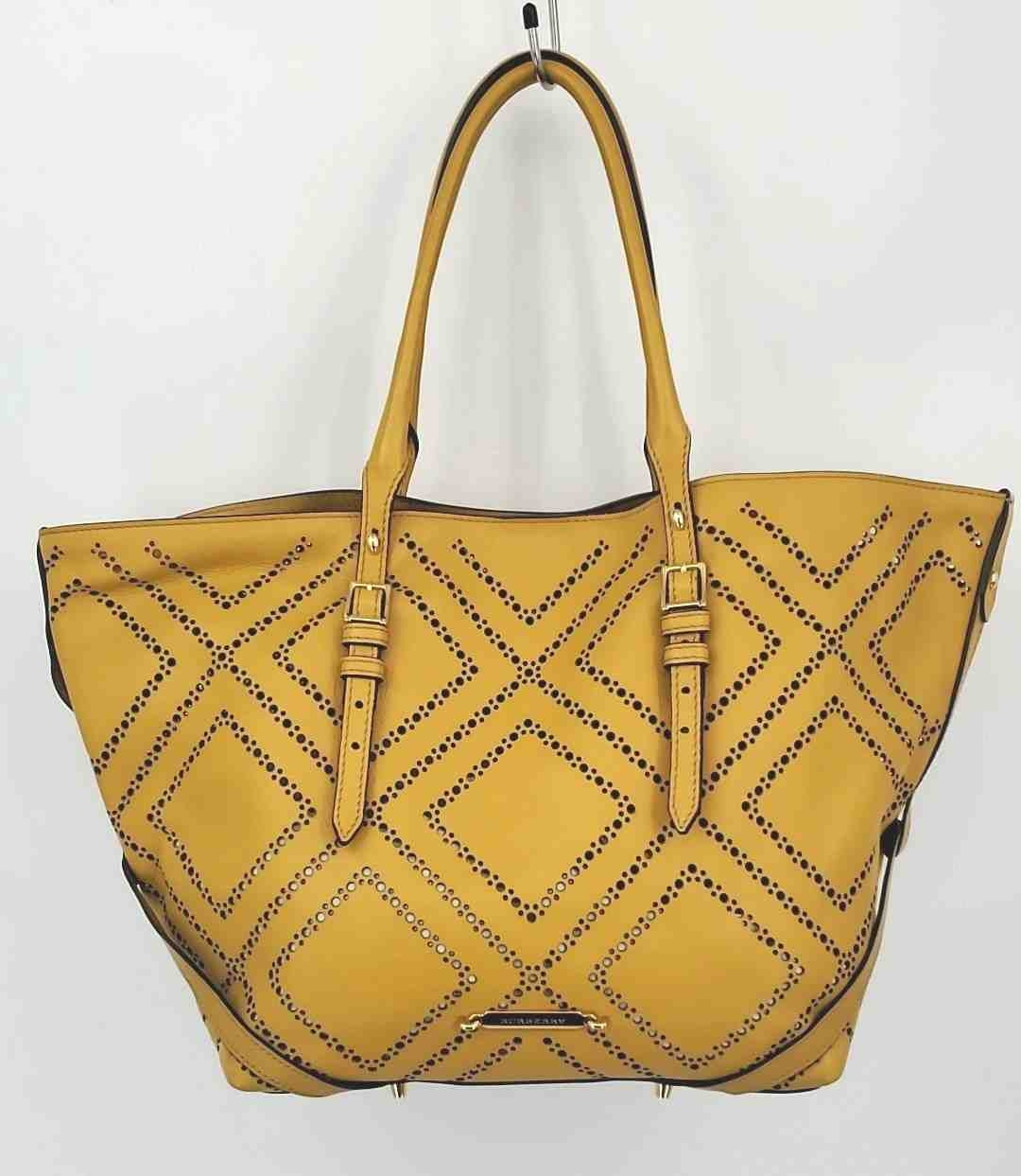 新品Burberry's 革イエローケース BXL21-865-43 Burberry Calfskin Lizard Embossed Large Tote Yellow 1757434
