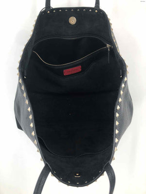 VALENTINO Black Pebbled Leather Pre Loved Tote Purse