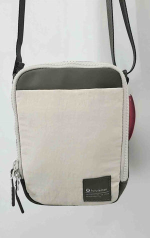 LULULEMON Off-White Olive Green Nylon Small Crossbody Purse – ReturnStyle