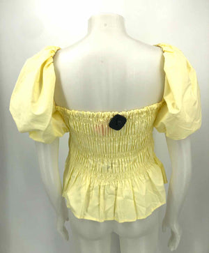 ASTR the Label Lt Yellow Puff Sleeves Size SMALL (S) Top