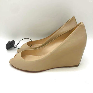 LOUBOUTIN Beige Leather Italian Made Peep Toe Wedge Shoe Size 37 US: 7 Shoes