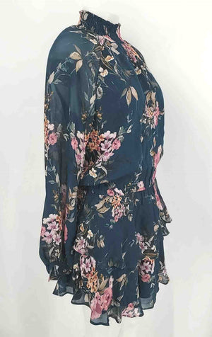 YUMI KIM Navy Pink Multi Floral Turtleneck Size SMALL (S) Dress ReturnStyle YUMI KIM Navy Pink Multi Floral Turtleneck Size SMALL (S) Dress ReturnStyle