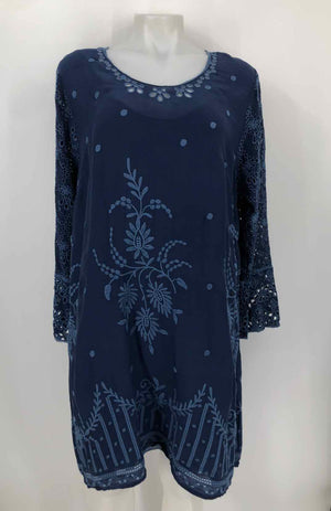 JOHNNY WAS Navy Rayon Eyelet w/slip Size LARGE  (L) Dress