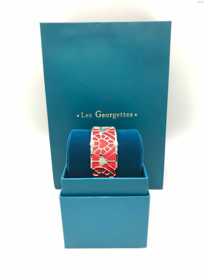 LES GEORGETTES Silvertone Heart Bracelet