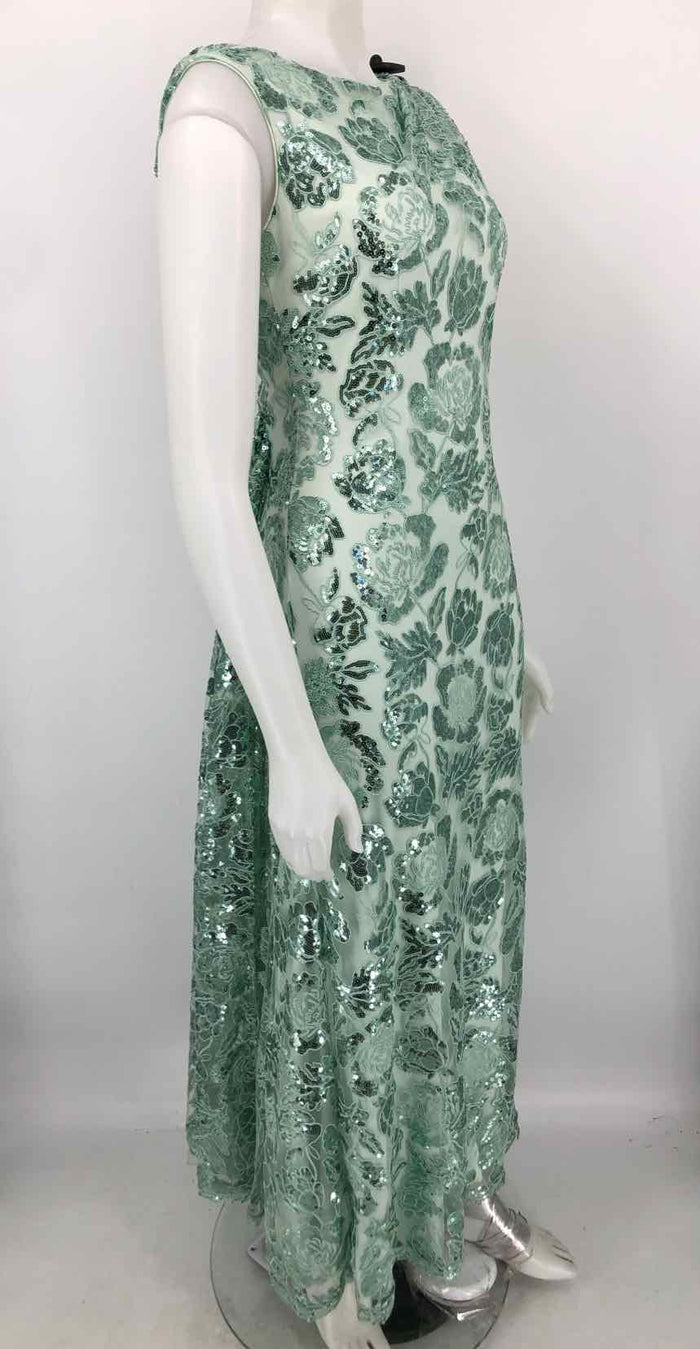 TADASHI SHOJI Lt Green Sequined Sleeveless Size 2  (XS) Dress