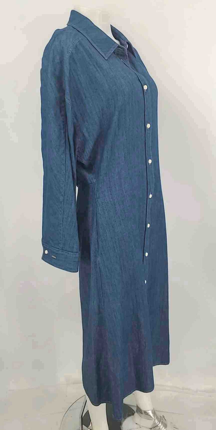 denim dress cos Blue Buttons Size 10 (M) – ReturnStyle dress_for_photoshoot Color:Shadow Blue Regular fit MESHKI mini rhinestone strap