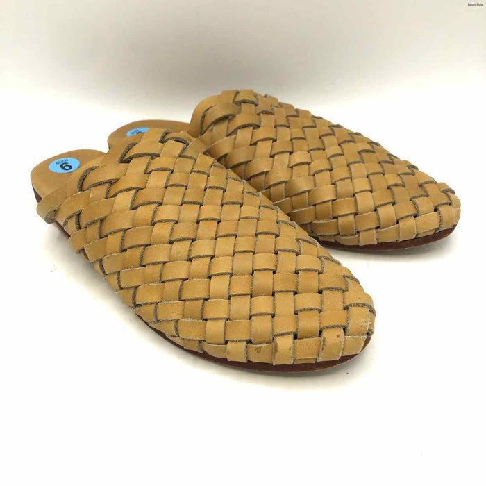 ST. AGNI Tan Leather Mules Woven Slip on Shoe Size 36 US: 6 Shoes