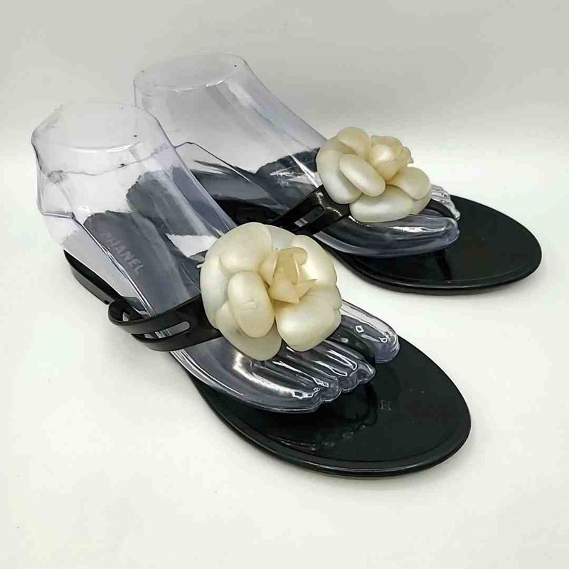 CHANEL Black Ivory Plastic Flower Thong Sandal Shoe Size 41 US: 10