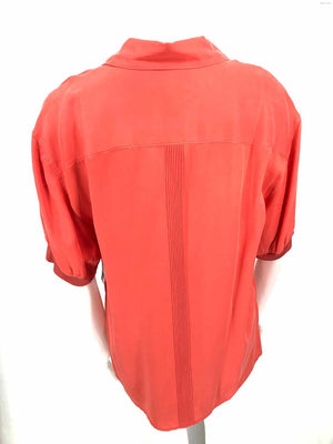 EQUIPMENT Coral Silk Pleated Trim Size X-LARGE Top
