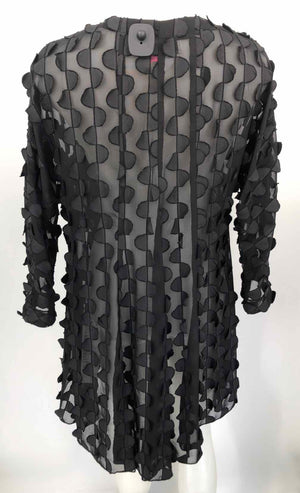 JOSEPH RIBKOFF Black Textured Wrap Size 8  (M) Top