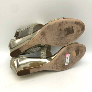 JIMMY CHOO Gold Leather Italian Made Sandal Shoe Size 38 US: 7-1/2 Shoes