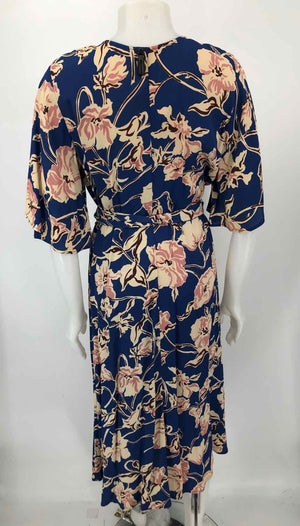 LAVENDER BROWN Blue Beige Floral Wrap Size MEDIUM (M) Dress