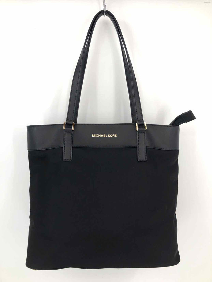 MICHAEL KORS Black Nylon Leather Trim Pre Loved Tote Purse