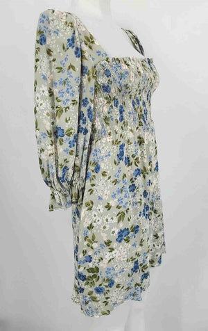 REFORMATION Green & White Blue Gathered Puff Sleeves Size SMALL (S) Dress ReturnStyle REFORMATION Green & White Blue Gathered Puff Sleeves Size SMALL (S) Dress ReturnStyle