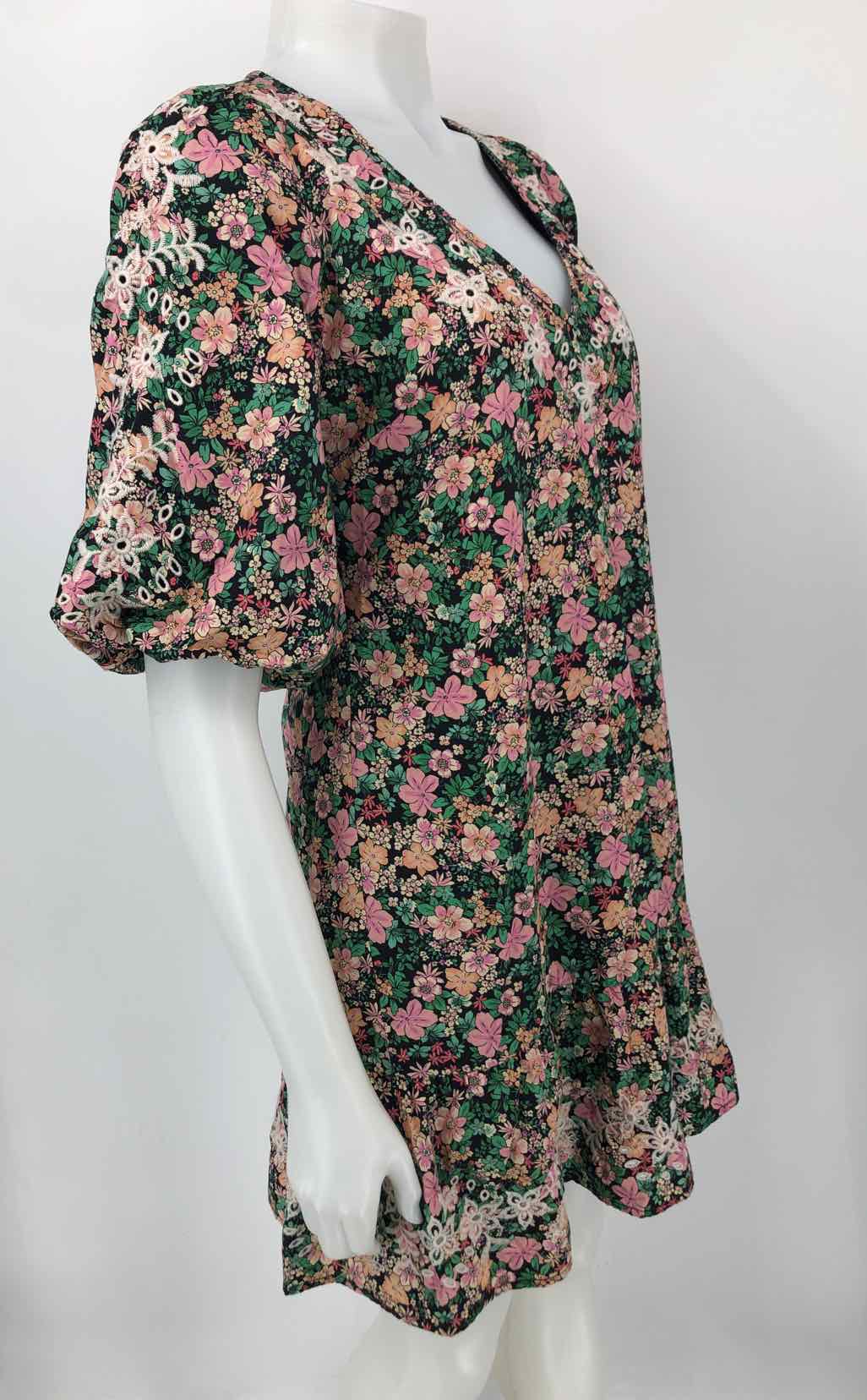 JOHNNY WAS Green Pink Multi Floral Short Sleeves Size X-SMALL Dress ReturnStyle JOHNNY WAS Green Pink Multi Floral Short Sleeves Size X-SMALL Dress ReturnStyle