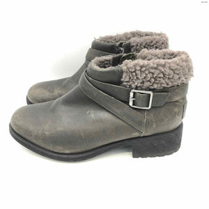 UGG Gray Leather Bootie Shoe Size 6 Boots