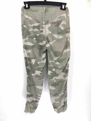 MOTHER Olive Beige Camouflage Tapered Size 24 (XS) Pants
