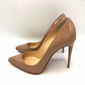 LOUBOUTIN Nude Patent Leather Pointed Toe Made in Italy Heels Shoes