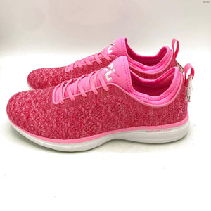 APL-Athletic Propulsion Labs White Fuschia Sneaker Shoe Size 42 US: 11 Shoes