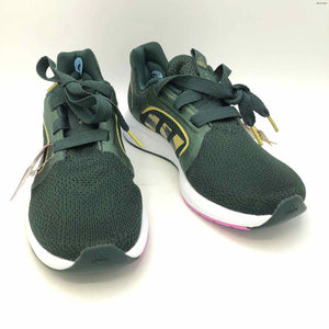 ADIDAS Green White Sneaker Shoe Size 6 Shoes