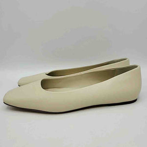 VINCE Beige Leather Flats Shoe Size 9-1/2 Shoes