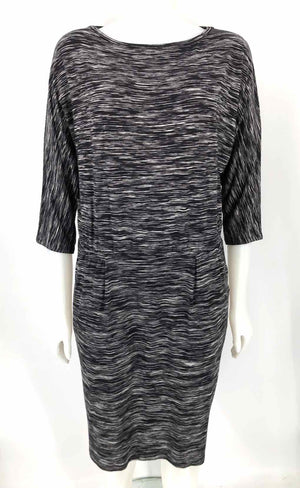 TRINA TURK Black & White Speckled Size MEDIUM (M) Dress