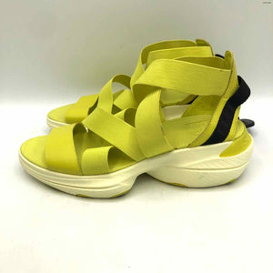 SOREL Neon Yellow Sandal Shoe Size 8-1/2 Shoes