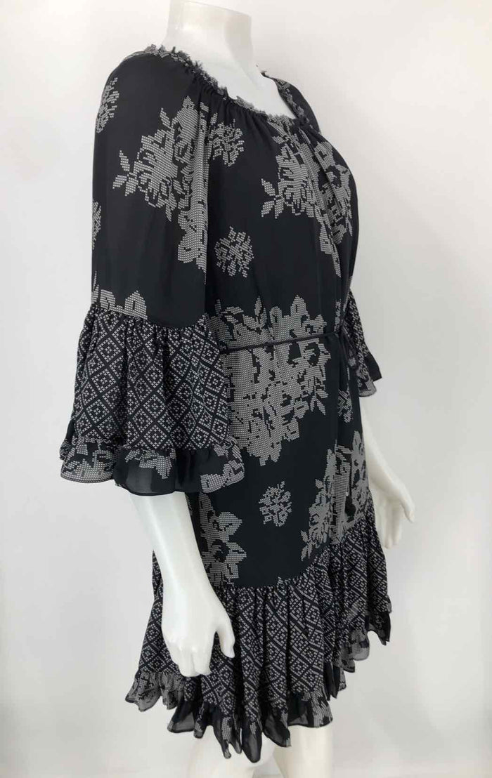 KOBI HALPERIN Black & White Cross Stitched Mini Size SMALL (S) Dress