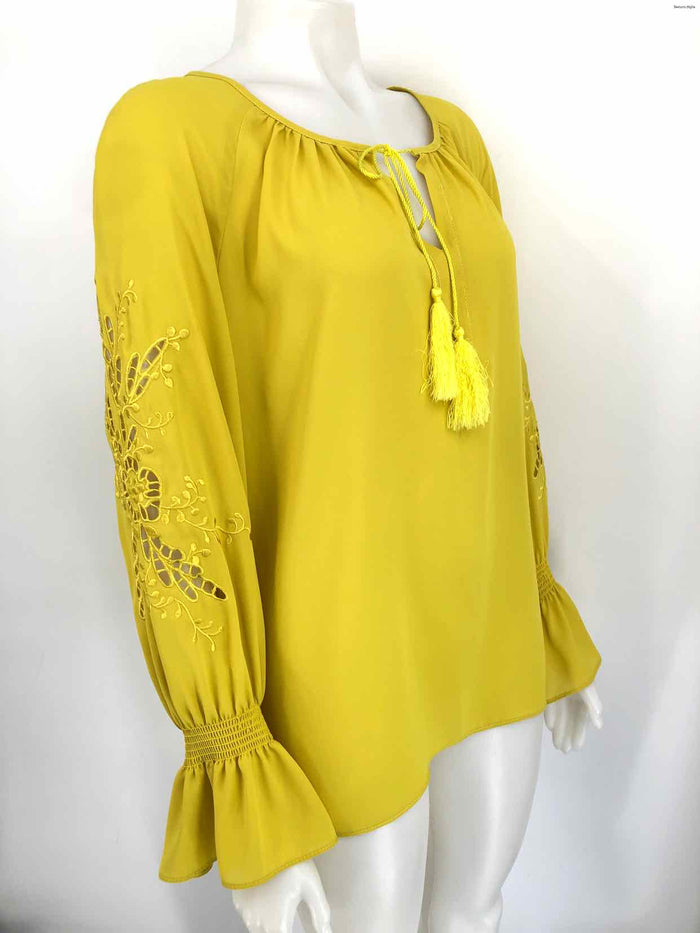 JOSEPH RIBKOFF Yellow Embroidered Trim Blouse Size 14  (L) Top