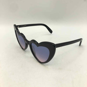 YSL - YVES ST LAURENT Black Pre Loved Heart Sunglasses w/case